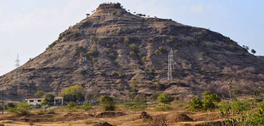 Goga Baba Hill, Aurangabad (Chhatrapati Sambhaji Nagar), Maharashtra - Vushii.com Goga Baba Hill, Aurangabad (Chhatrapati Sambhaji Nagar), Maharashtra - Vushii.com